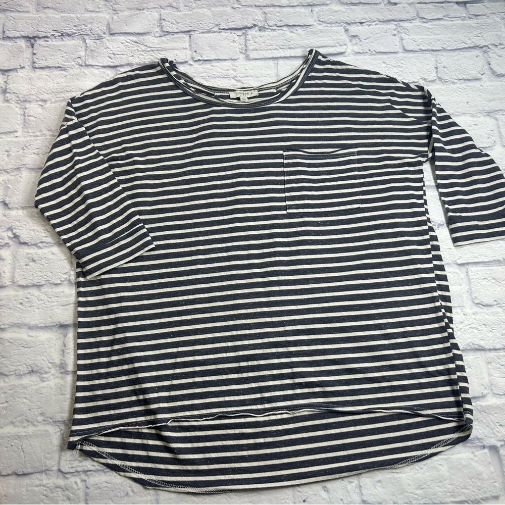 Umgee Gray and Cream Striped 3/4 Length Sleeve Top. Size XL. Boutique. Nautical